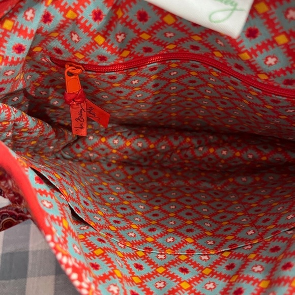 Vera Bradley paprika pattern saddle up crossbody bag LIKE NEW - Picture 8 of 15
